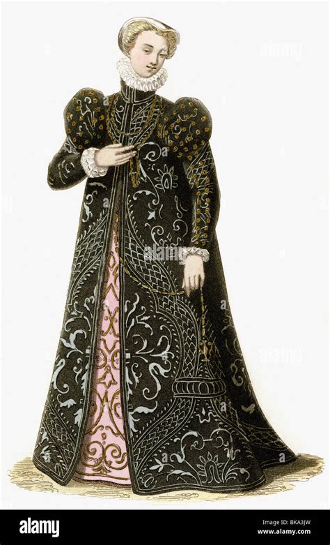 16th century ladies clothing uk.